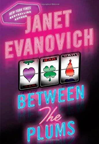 Janet Evanovich - Between the Plums (Stephanie Plum, 3 Between the Numbers) (Hardcover) (used)