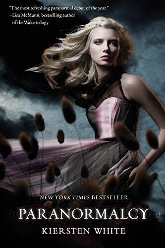 Kiersten White - Paranormalcy (Paranormalcy, Book 1) (used)