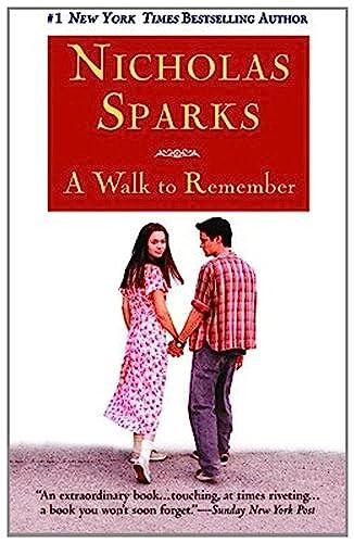 Nicholas Sparks - A Walk to Remember (Movie Tie-in Cover) (Mass Market Paperback) (used)