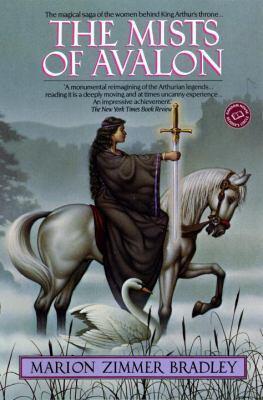 Marion Zimmer Bradley - The Mists of Avalon (Avalon, Book 1) (used)