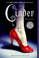 Marissa Meyer - Cinder (The Lunar Chronicles, Book 1) (used)